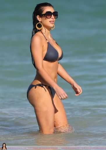 Голая Ким Кардашьян фото 54