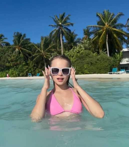 Голая Милана Стар фото 1