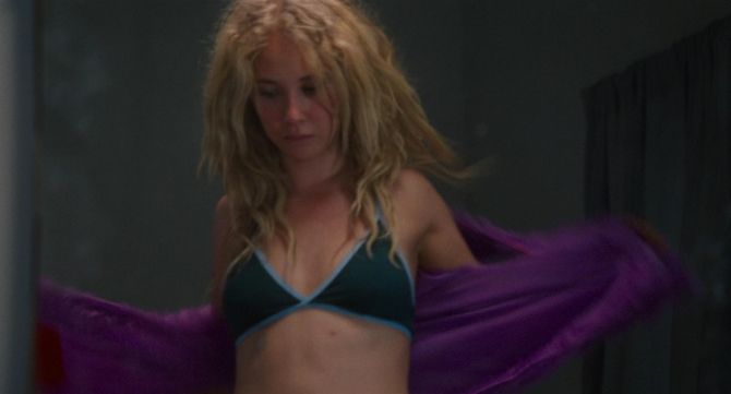 Голая Джуно Темпл фото 15