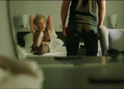 Голая Линда Лапиньш фото 14