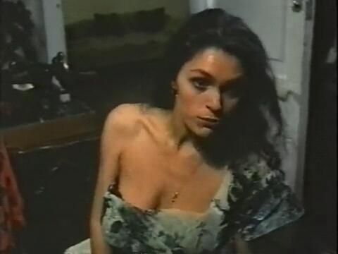 Голая Елена из Кухни фото 5