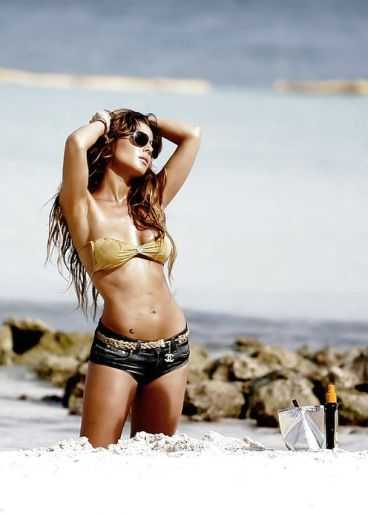 Голая Эльза Патаки фото 29