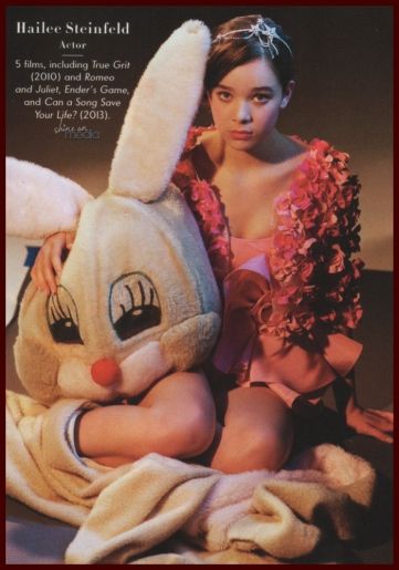 Голая Хейли Стайнфелд фото 4