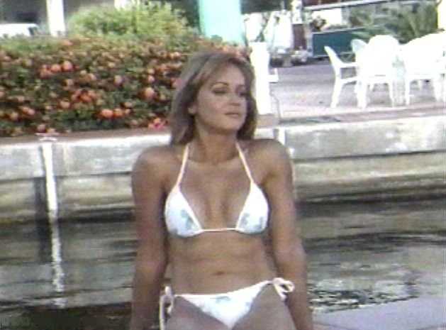 Голая Габриэла Спаник фото 21