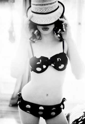 Голая Роуз Макгоуэн фото 57