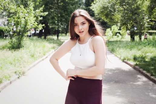 Голая Милана Бру фото 5