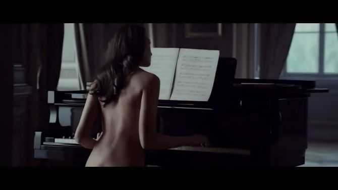 Голая Галь Гадот фото 41