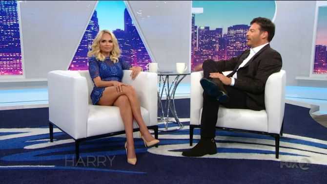 Голая Кристин Ченоуэт фото 9