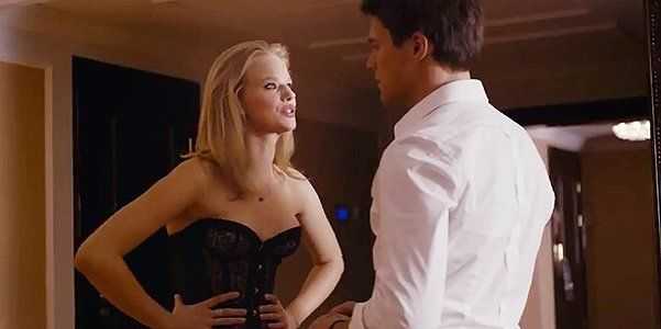 Голая Александра Бортич фото 1