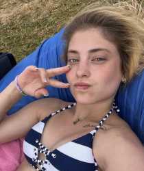 Голая Алёна Косторная