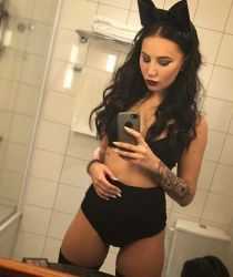 Голая Анна Дзюба