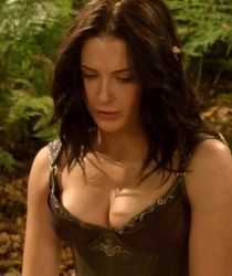 Голая Бриджит Риган