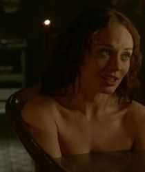 Голая Лора Хэддок